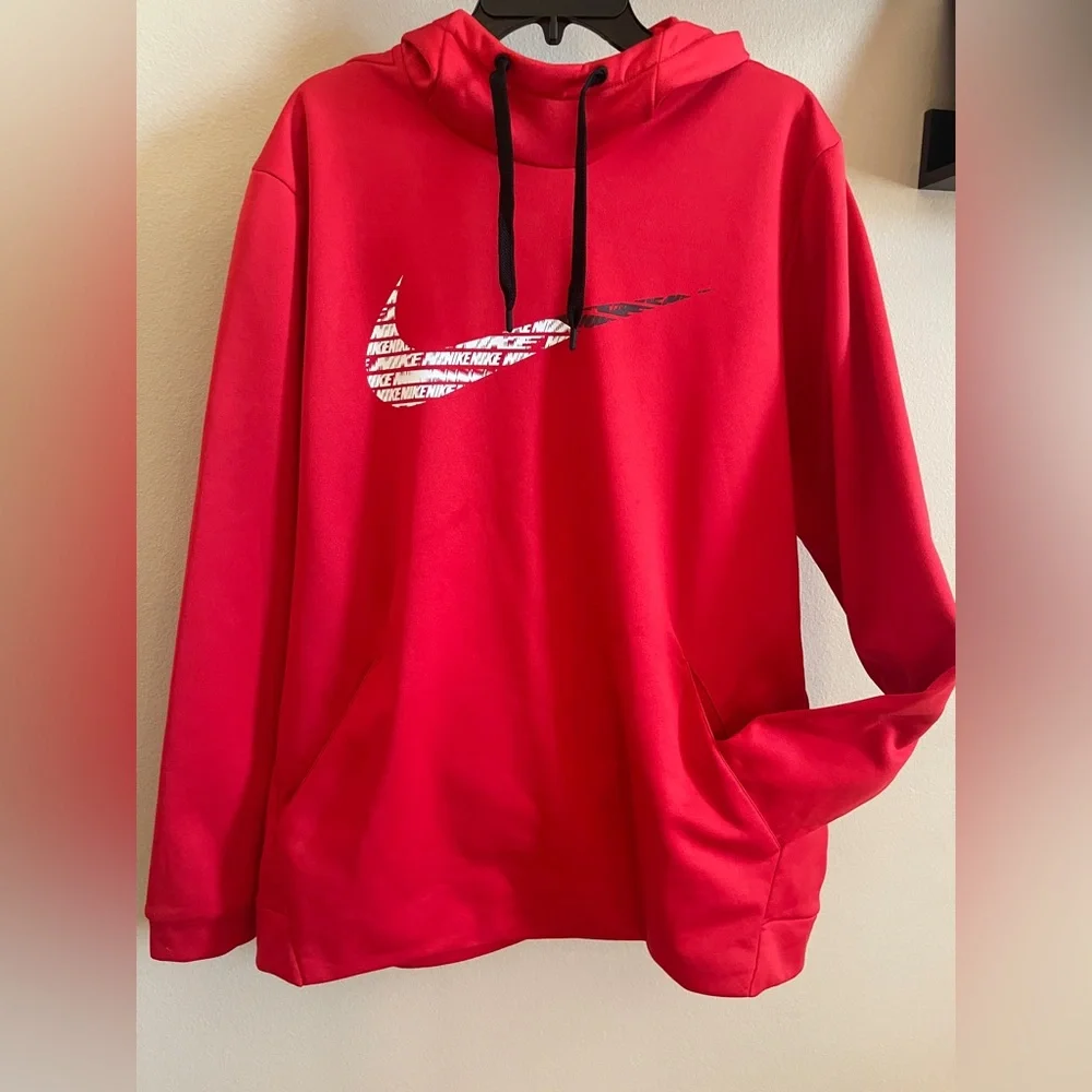 NIKE DRI-FIT Men’s Pullover Hoodie - Picture 2 of 10